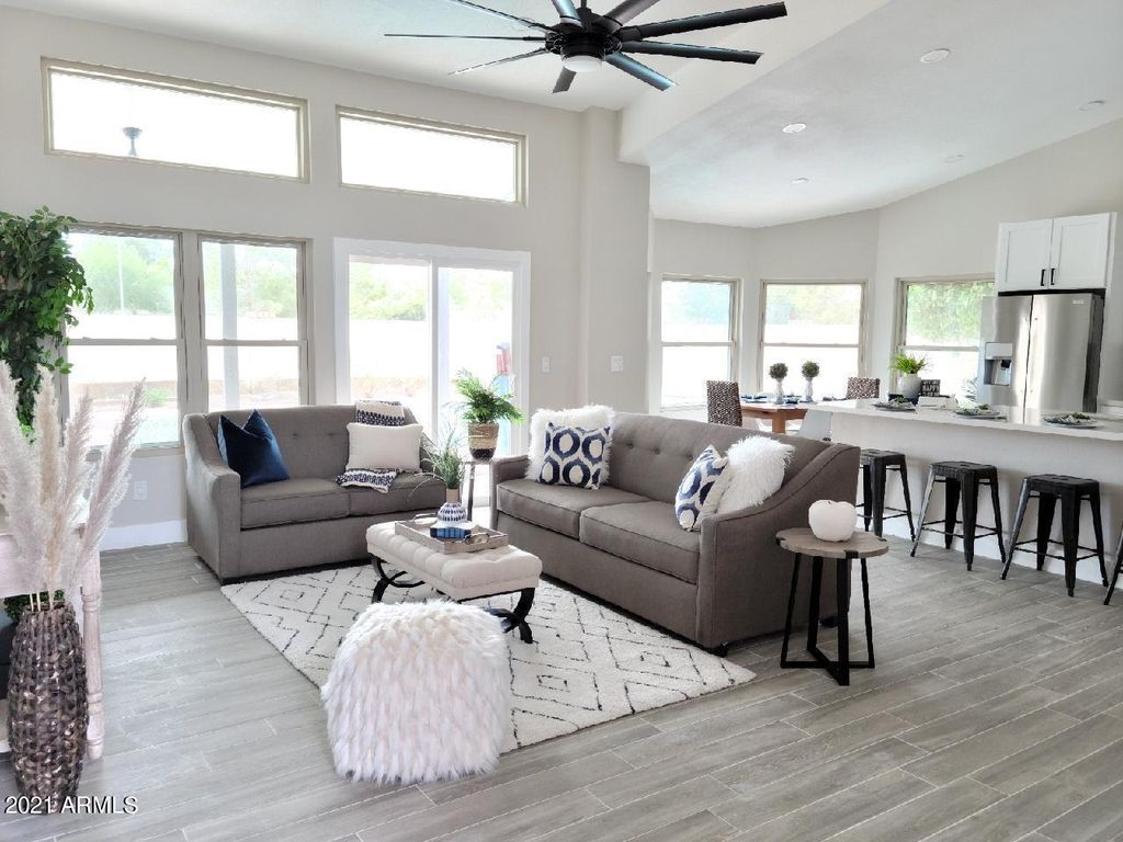 619 W Bentrup St, Chandler, AZ 85225