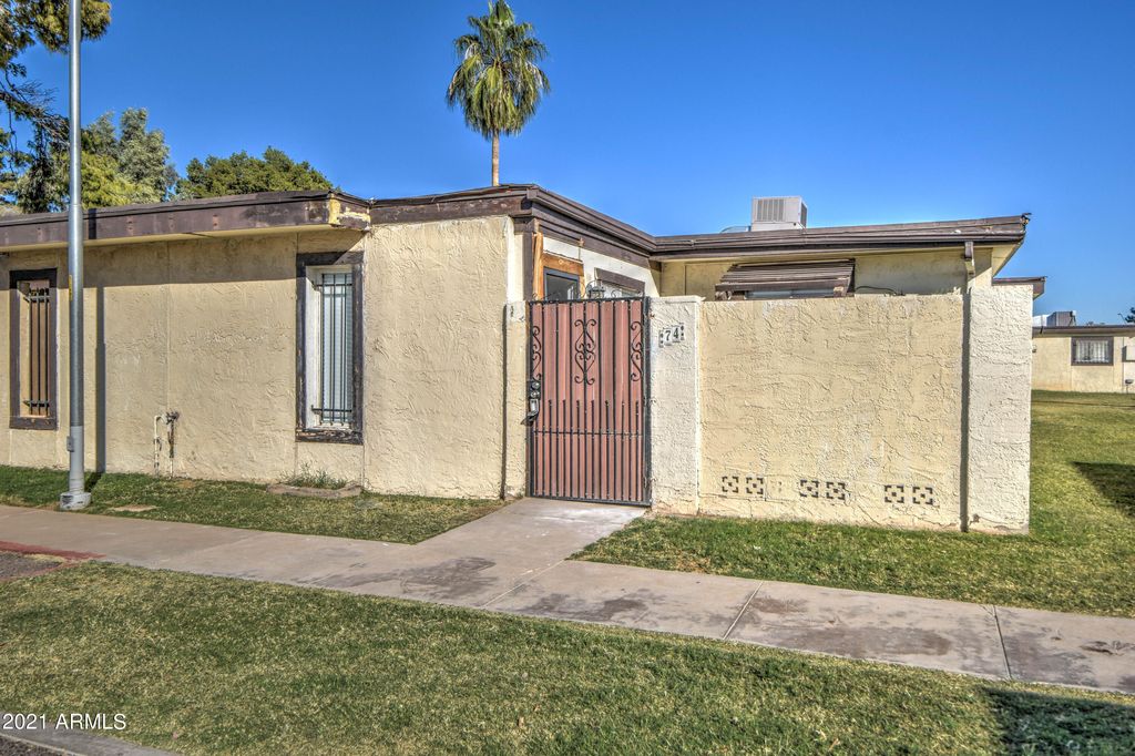720 S Dobson Rd #74, Mesa, AZ 85202