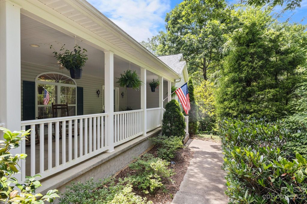 143 Whitaker Rd, Fairview, NC 28730 Trulia