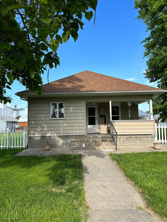 137 S Ctr, NE 69045 Trulia