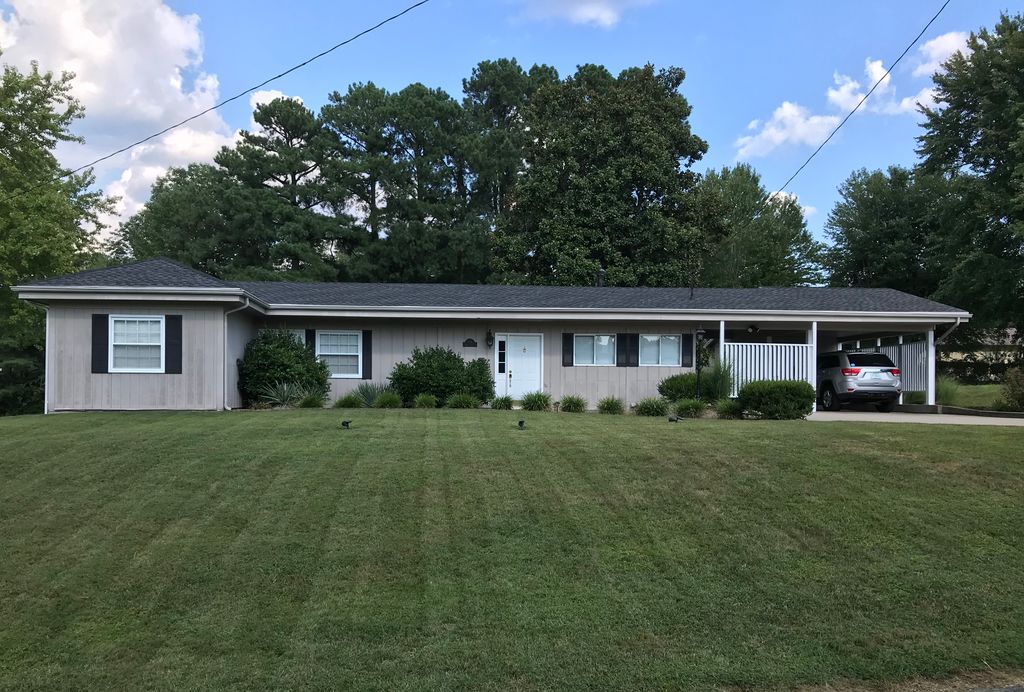110 Maple Dr, Greenville, KY 42345