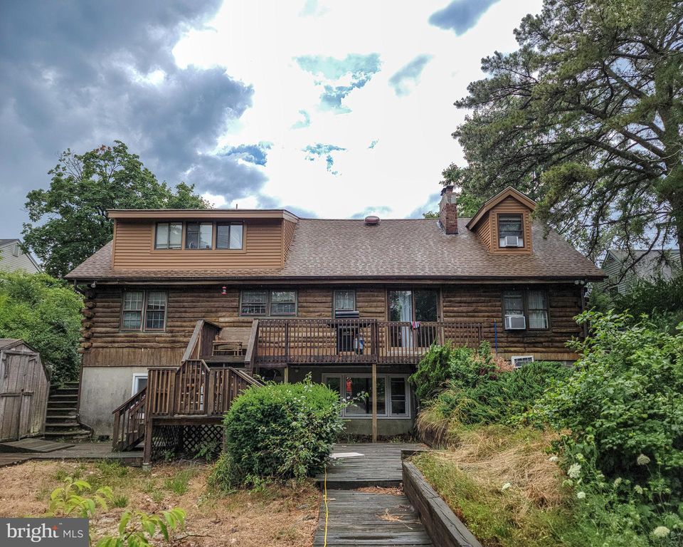 309 Chippewa Trl, Browns Mills, NJ 08015