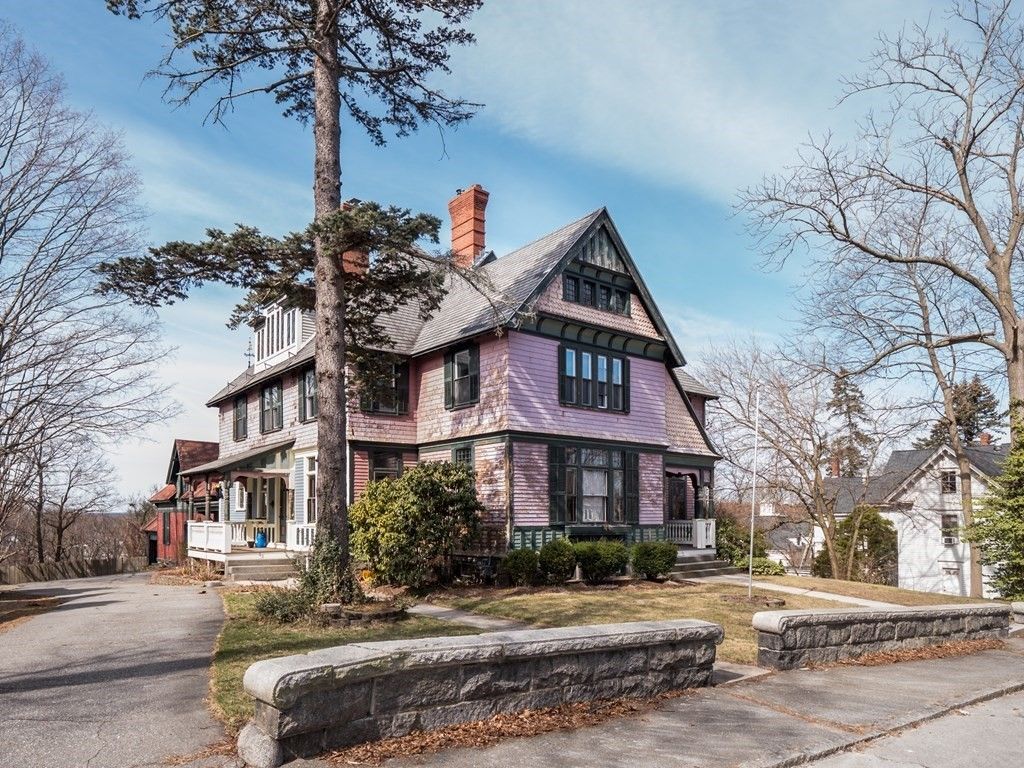 43 Wannalancit St, Lowell, MA 01854