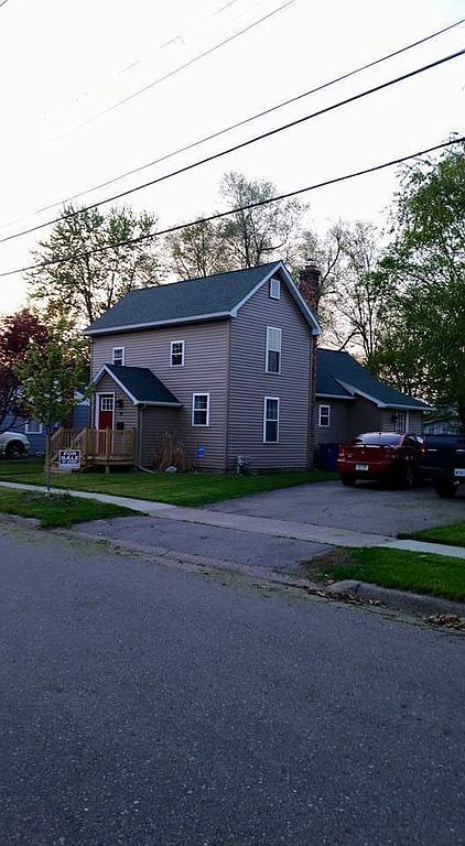 19 E Clarke Ave, Coldwater, MI 49036