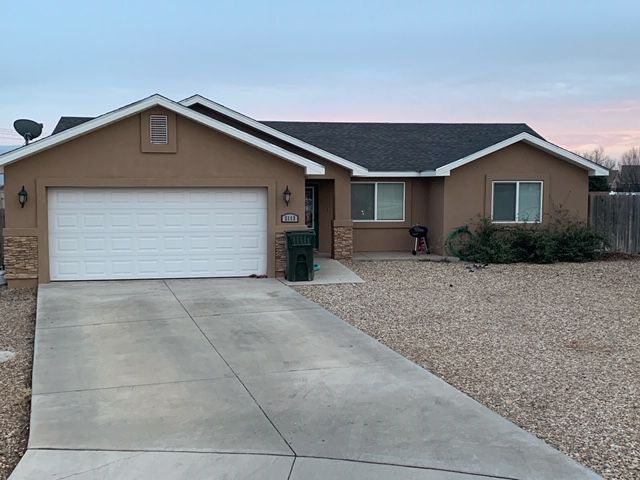 2113 Hali Ln, Clovis, NM 88101