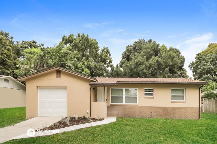 6306 Sunshine St, Orlando, FL 32818