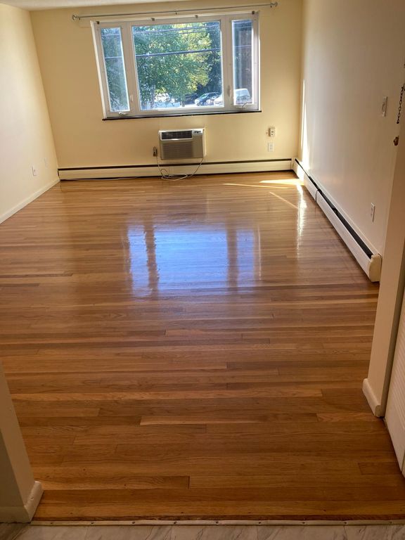 145 Warren St, Watertown, MA 02472