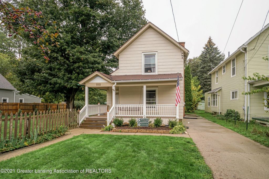 1110 Platt St, Lansing, MI 48910