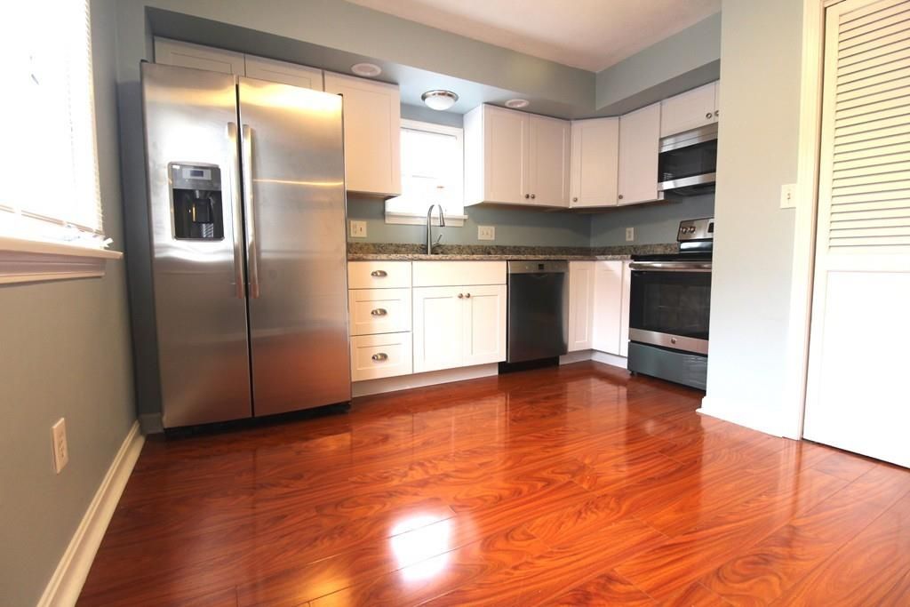 83 Taylor St #2, Waltham, MA 02453