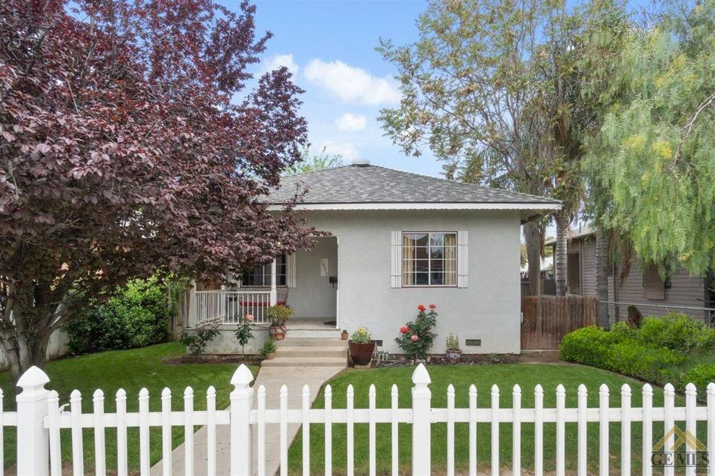 1930 Maple Ave, Bakersfield, CA 93304