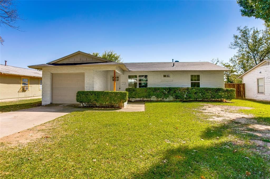 12220 Dandridge Dr, Dallas, TX 75243