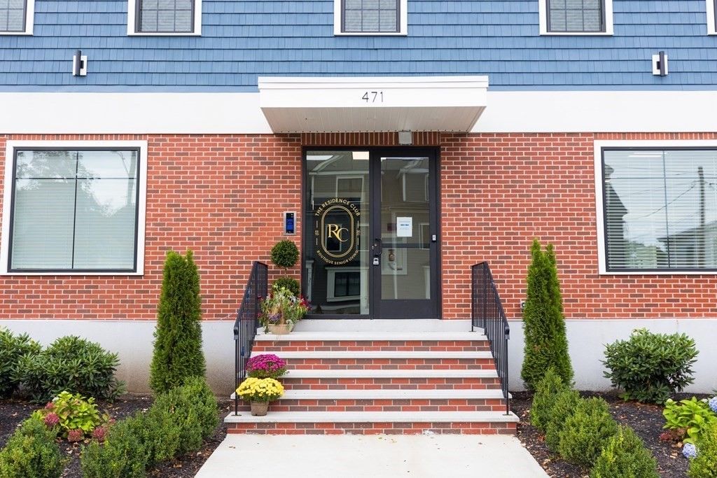471 Main St #401, Stoneham, MA 02180