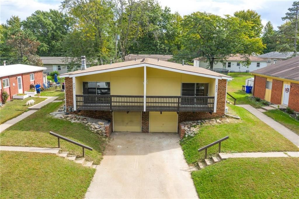 8421 Kessler St, Overland Park, KS 66212