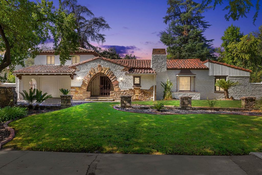 1525 N  Echo Ave, Fresno, CA 93728