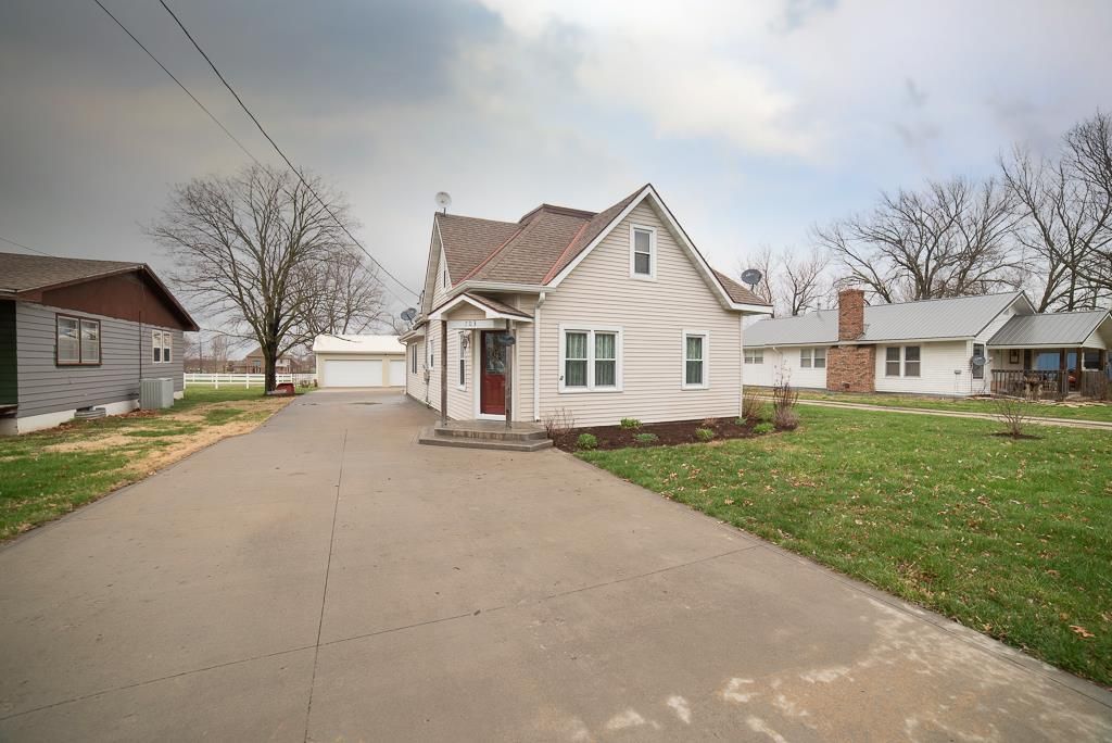 703 E Monroe Ave, KS 66032 Trulia