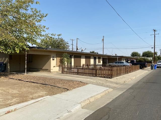 392 Baker St, Coalinga, CA 93210
