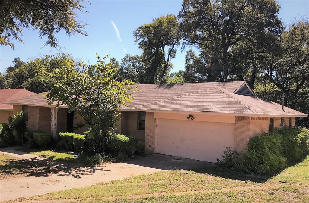 516 Woodacre Dr, Dallas, TX 75241