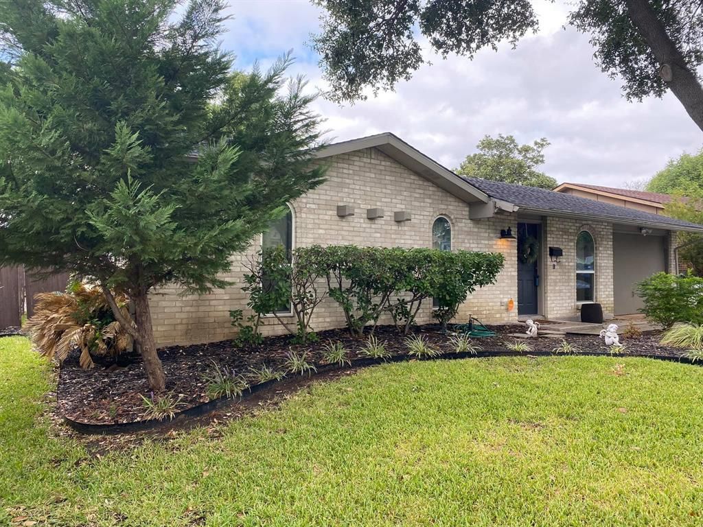 5418 Sundown Ln, Garland, TX 75043