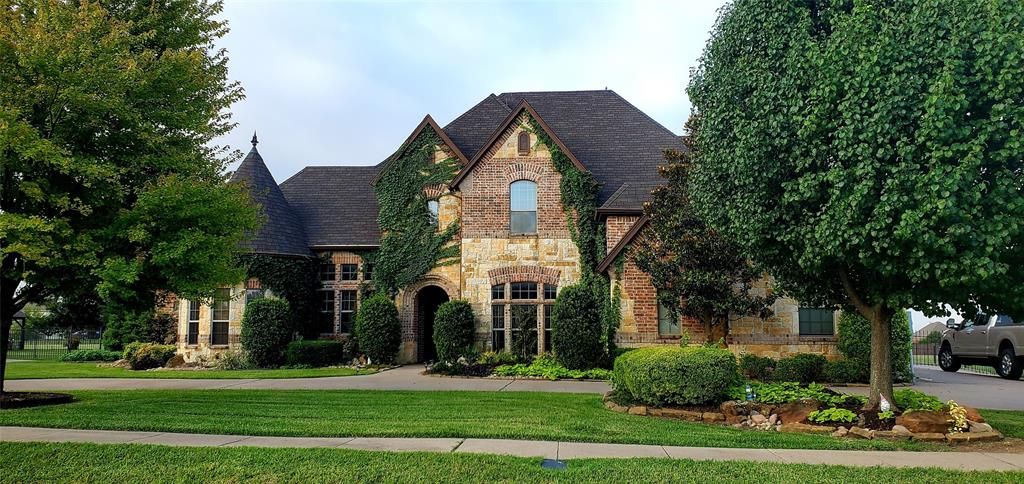 2522 Texas Plume Rd, Cedar Hill, TX 75104