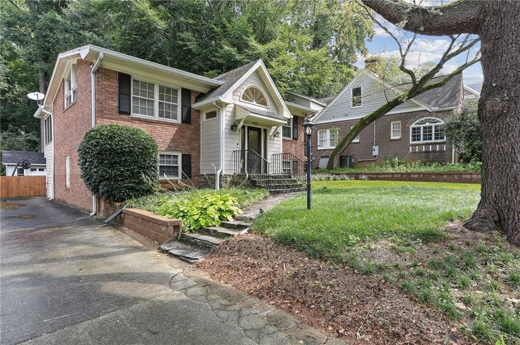 818 Courtenay Dr NE, Atlanta, GA 30306