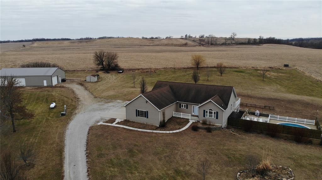 1240 212th Blvd, Belle Plaine, IA 52208 Trulia