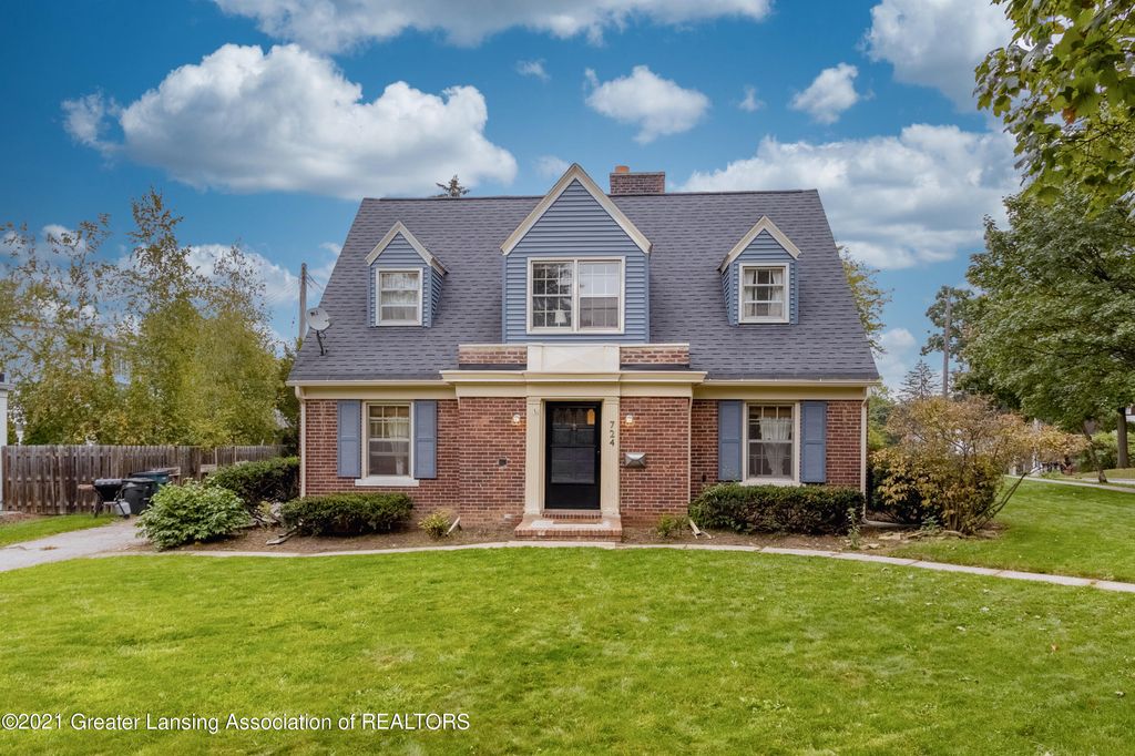724 Rosewood Ave, East Lansing, MI 48823