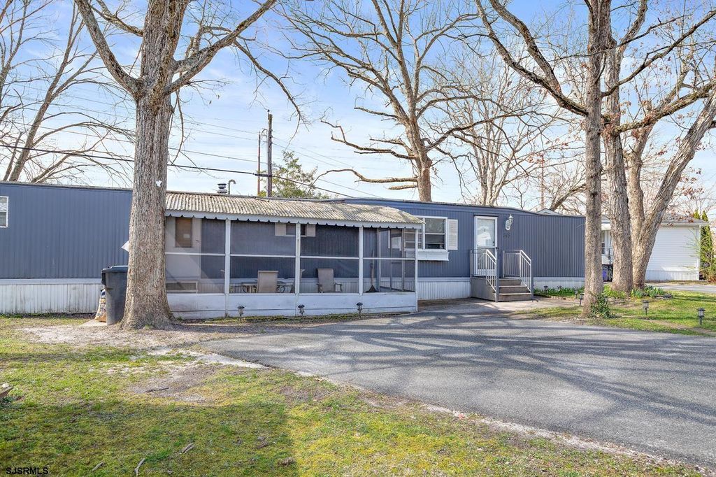 2528 Tilton Rd, Egg Harbor Township, NJ 08234
