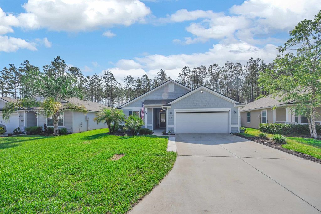 345 Glasgow Dr, Saint Johns, FL 32259