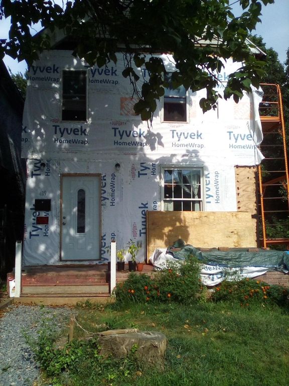 419 5th St NW, Roanoke, VA 24016