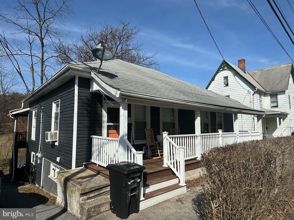 641 E Freedom Ave, Burnham, PA 17009 Trulia