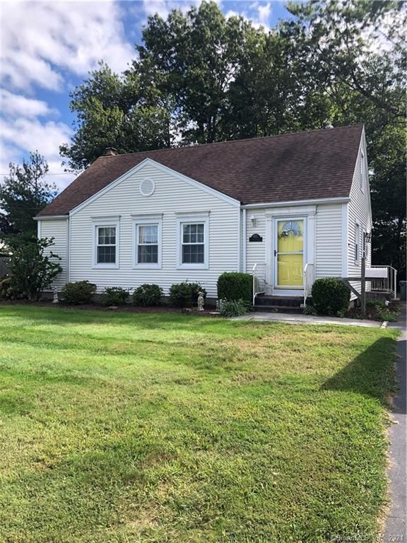 142 Vermont Ave, Stratford, CT 06615