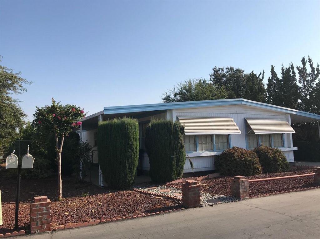 1300 W Olson Ave 96 Reedley Ca 93654 Trulia