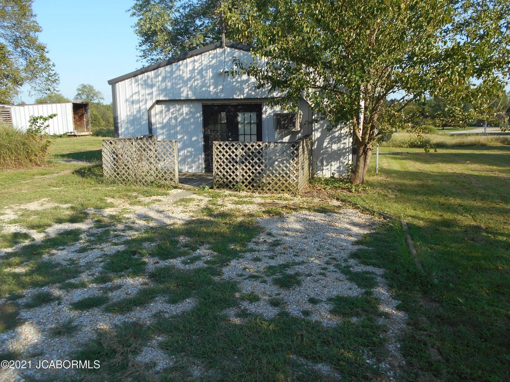 6412 State Road Z, Fulton, MO 65251