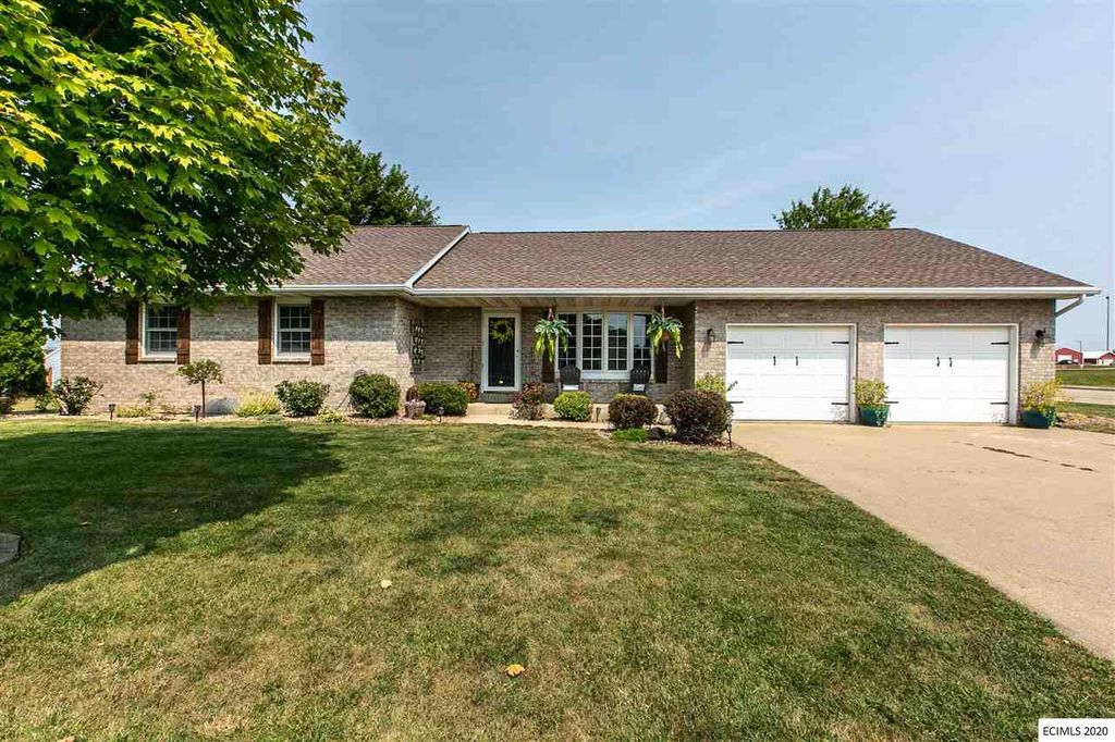 8517 Royal Oaks Dr, Peosta, IA 52068 Trulia