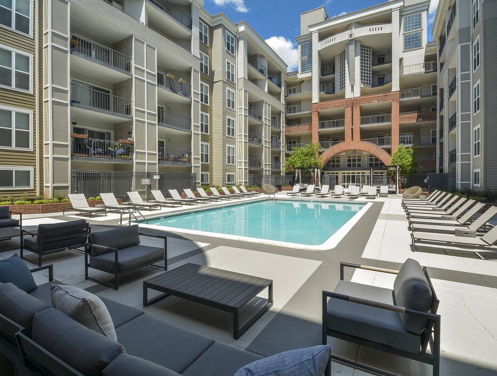 3000 S  Randolph St #424, Arlington, VA 22206