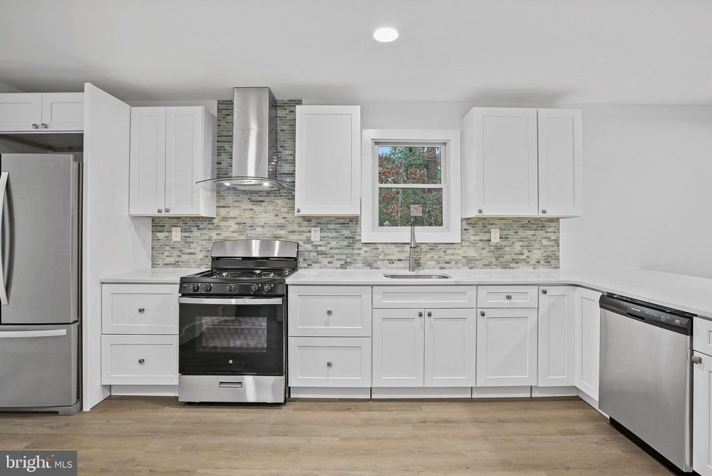 810 Railroad Dr, Little Egg Harbor, NJ 08087 Trulia