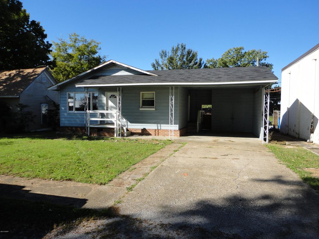 112 S Fly Ave, Goreville, IL 62939 Trulia