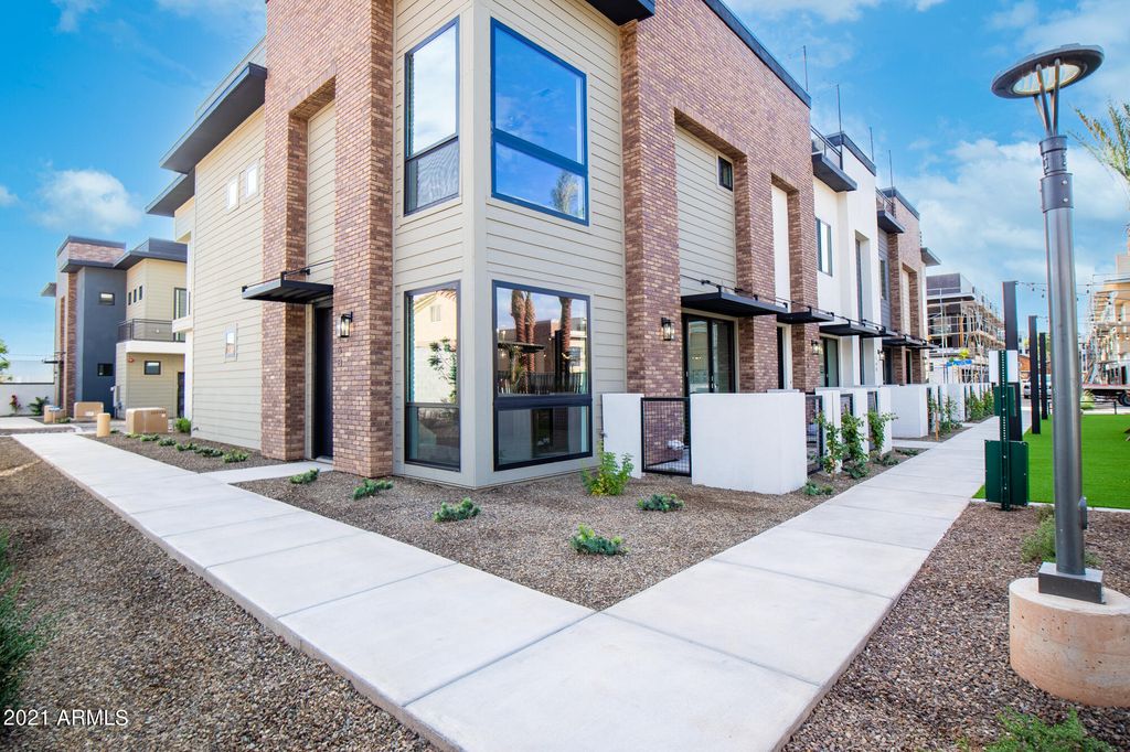 158 E Hearne Way, Gilbert, AZ 85233