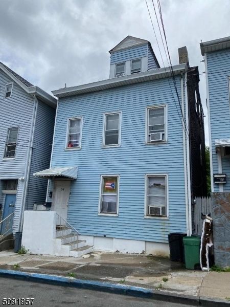 34 20th Ave, Paterson, NJ 07501