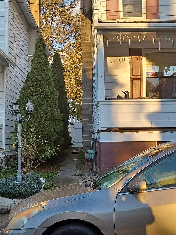 54 Chester St, Wilkes Barre, PA 18705