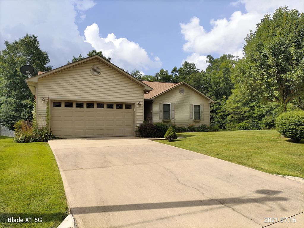 Homes For Sale Lake Tansi Tn / Lake Tansi Homes For Sale Lake Tansi Tn Real Estate Movoto : Check spelling or type a new query.