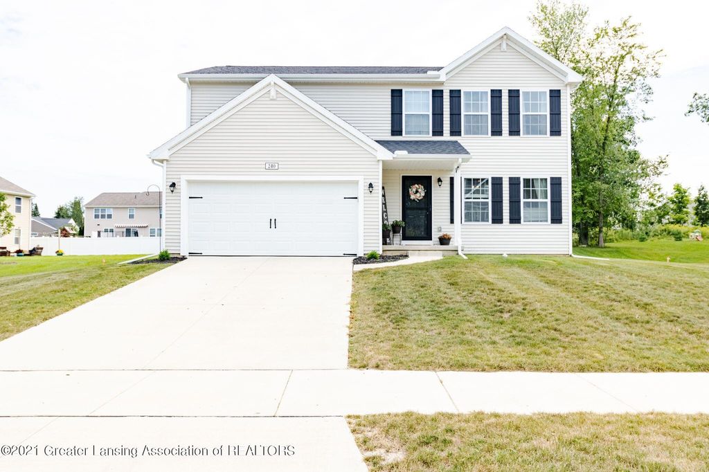 240 Noleigh Ln, Dewitt, MI 48820