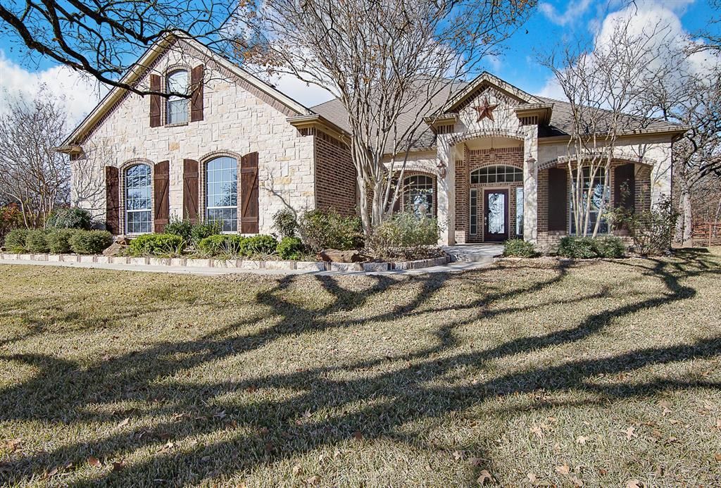 1116 County Road 1021, Burleson, TX 3 Bed, 3 Bath Single 1116 County Road 1021, Burleson, TX 3 Bed, 3 Bath Single