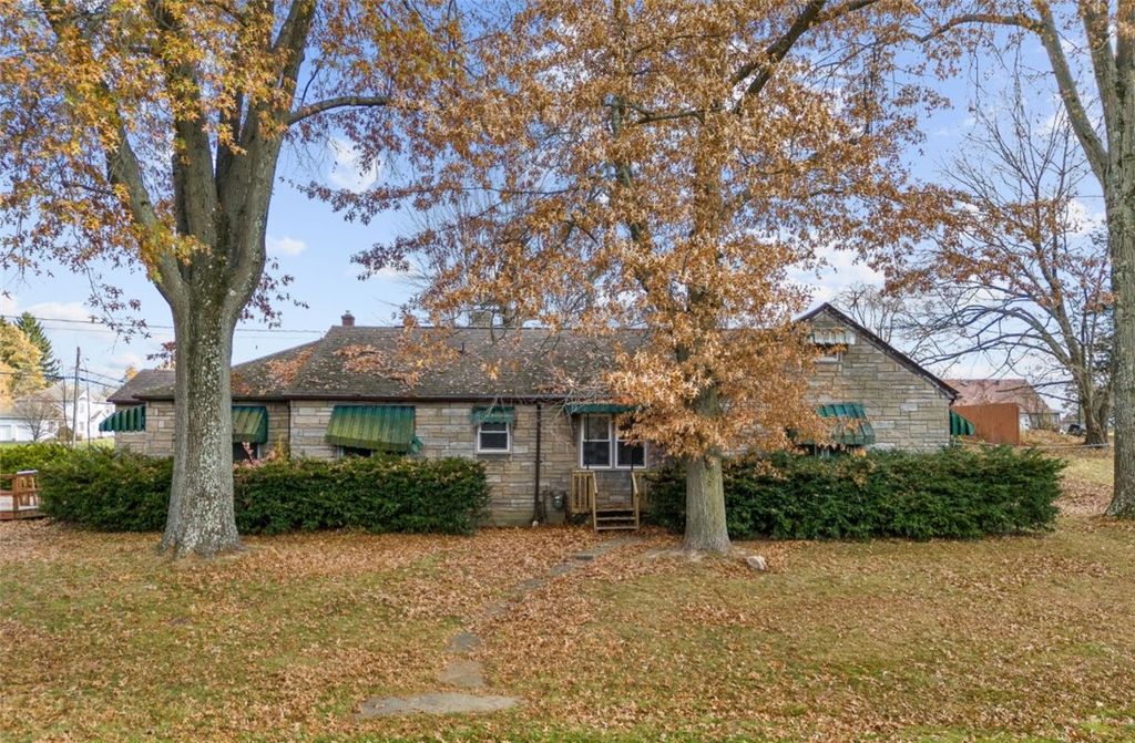 140 Artlee Ave, Butler, PA 16001