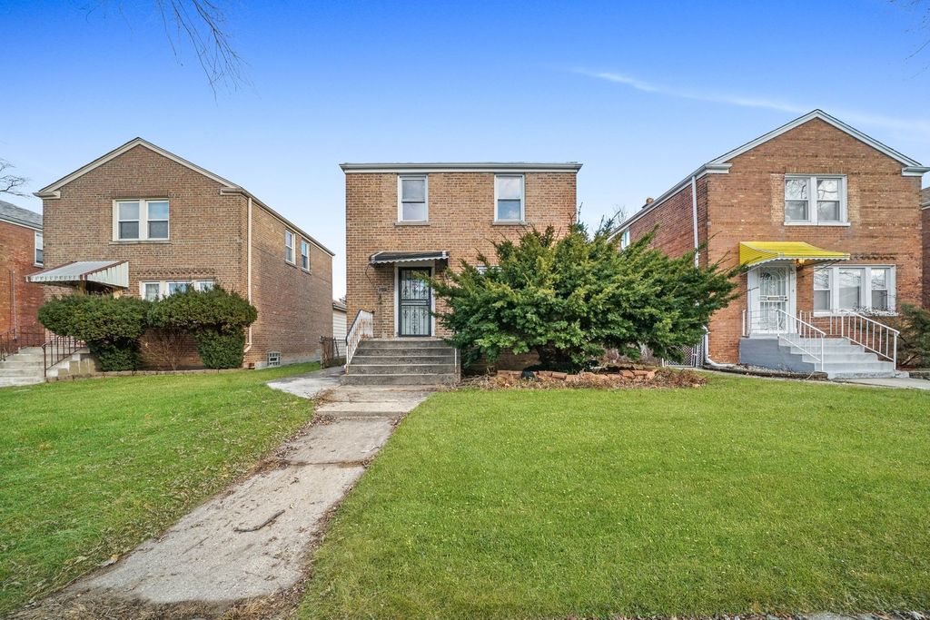 9237 S Peoria St, Chicago, IL 60620