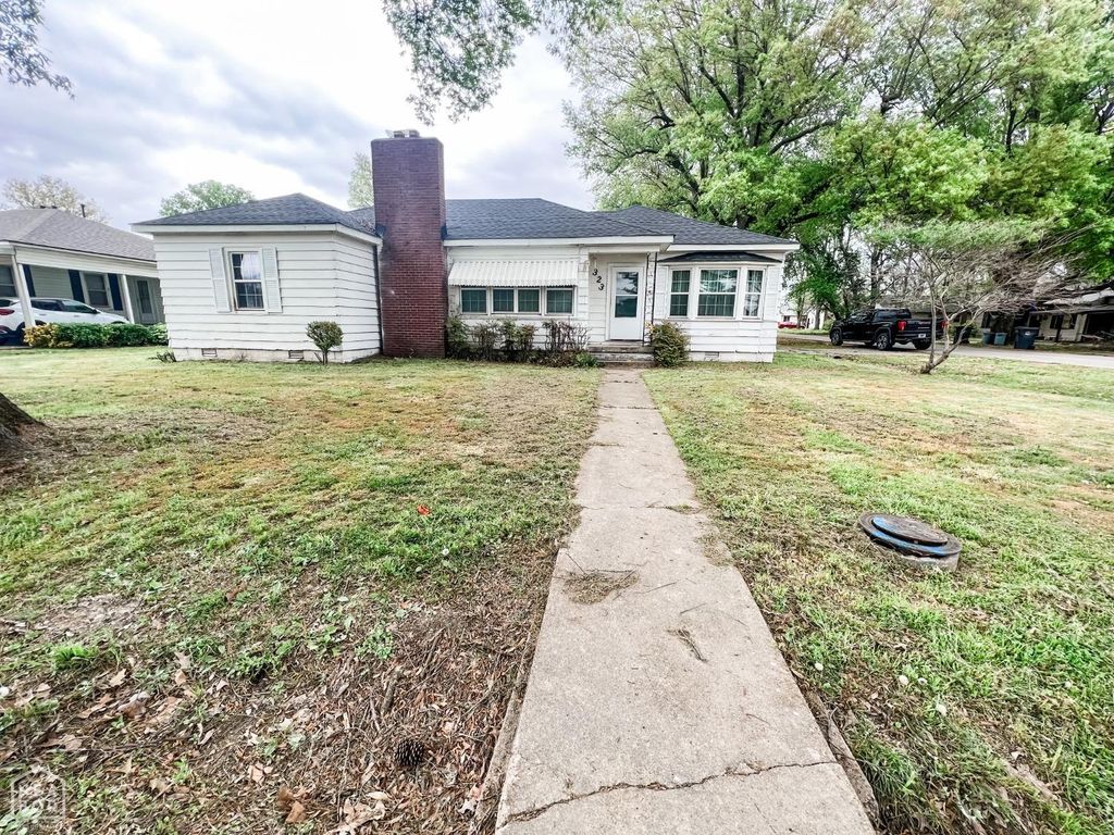 323 W Pine St, Walnut Ridge, AR 72476 Trulia