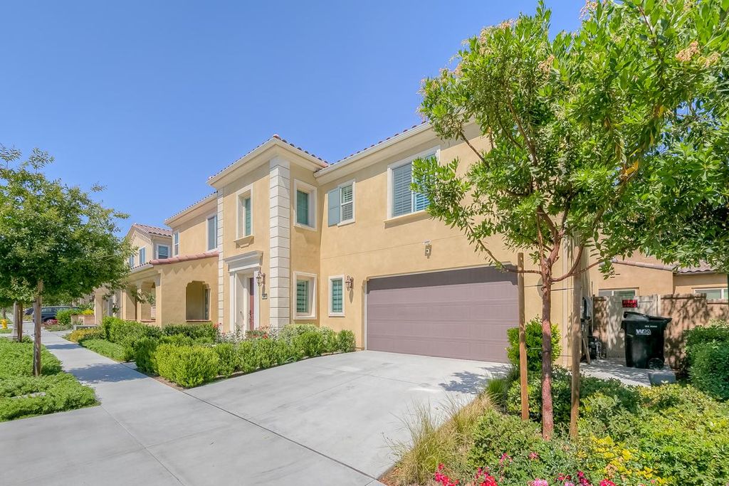 15809 Molly Ave, Chino, CA 91708