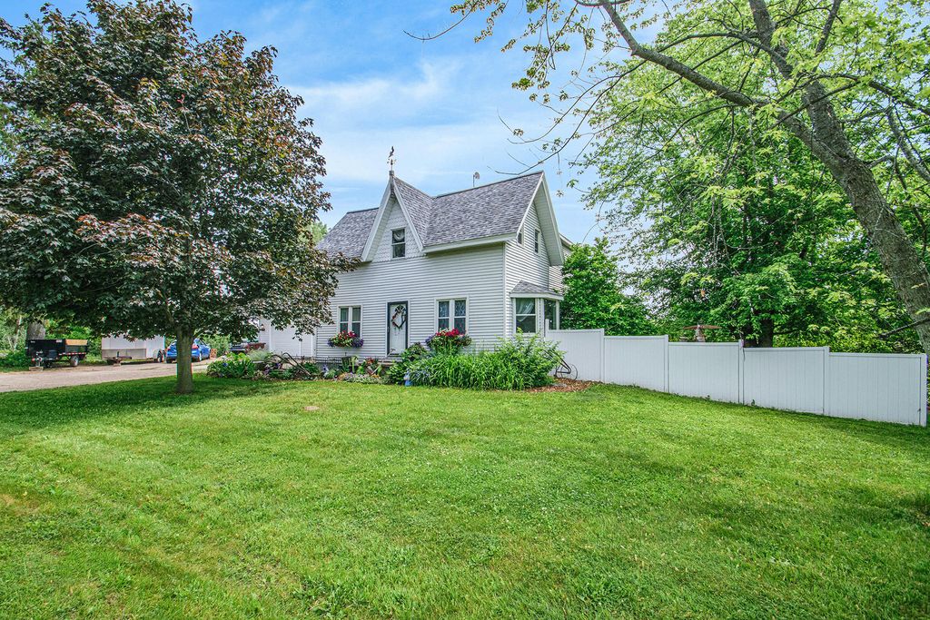 9746 Kenowa Ave NW, Sparta, MI 49345 Trulia