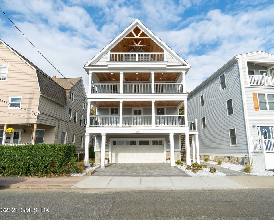 219 Broadway, Milford, CT 06460