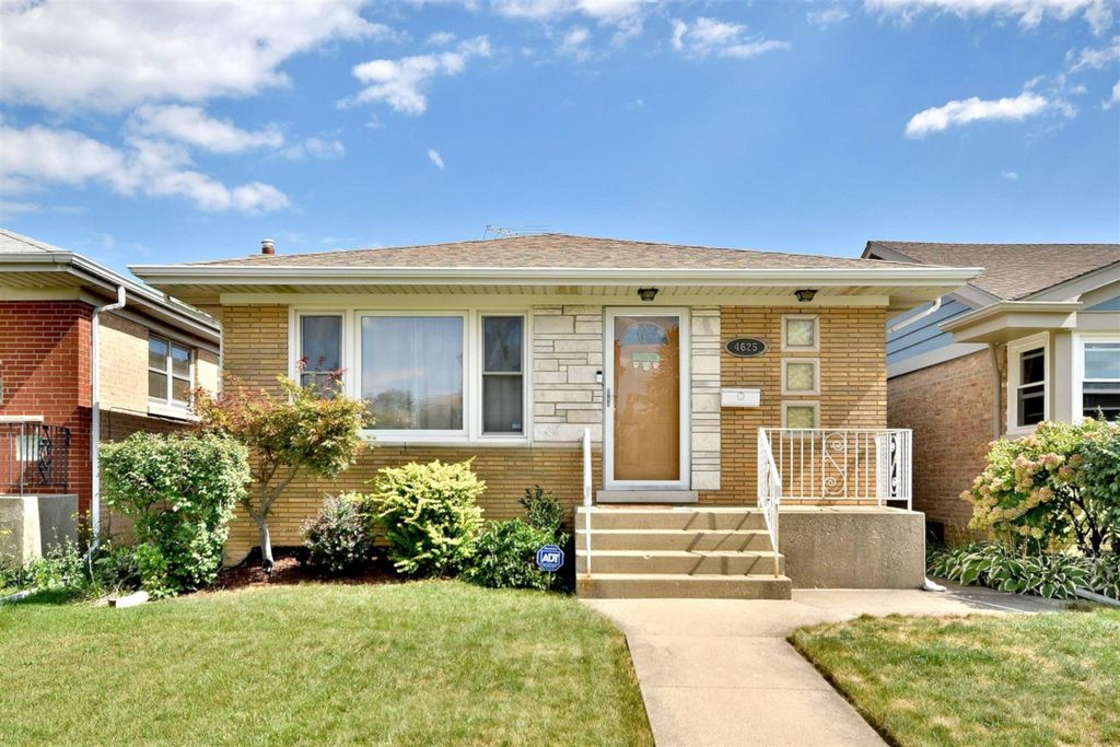 4625 N Newland Ave, Harwood Heights, IL 60706
